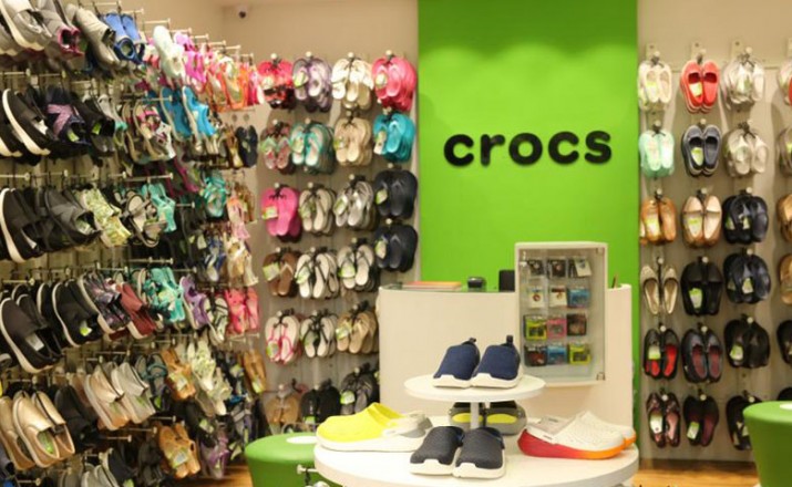 nearby crocs showroom
